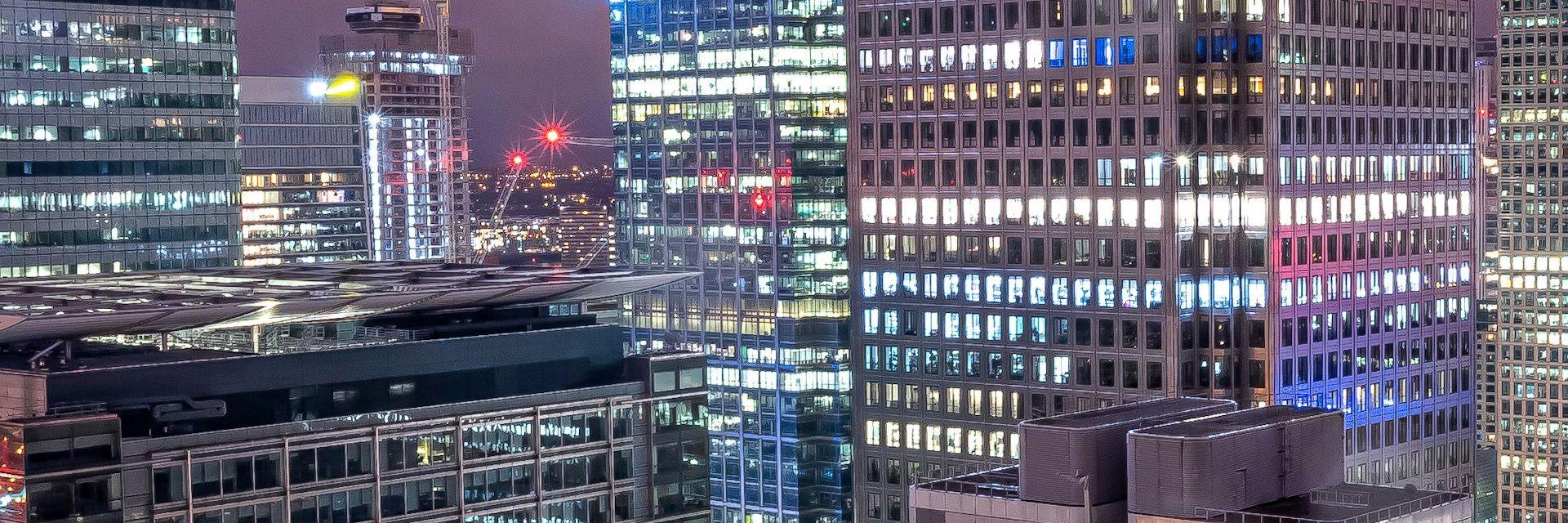corporate-finance-vs-investment-banking-everything-you-need-to-know.jpg